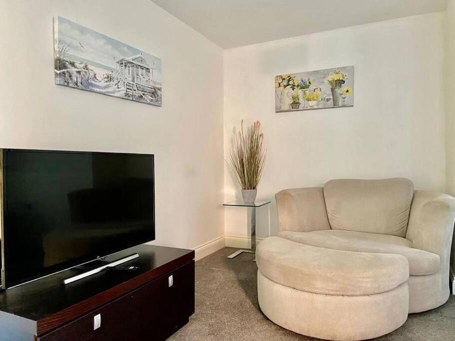 No12-Luxe Living Guest Apartment- 1 Bed-Garden-Private Parking-Wifi-Beach-City Swansea Exterior foto